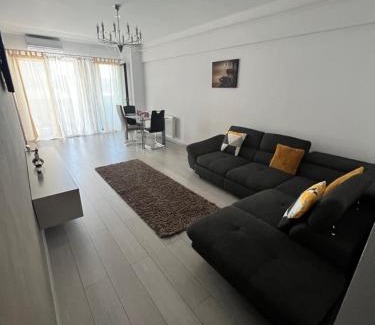 Ramnicu Valcea Apartment | The Bliss
