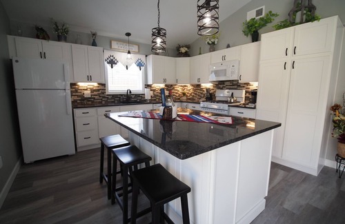 Conneaut Lake House | The Blue Haven at Conneaut Lake