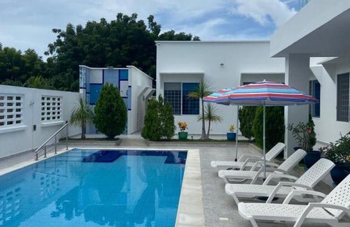 Juan de Acosta Villa | The blue house