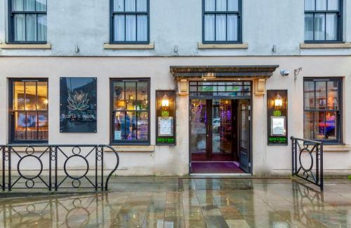 Neath Hotel | The BlueBell Hotel