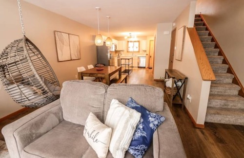 Wisconsin Dells Condo | The Boho Retreat- Cozy and welcoming in a Central location