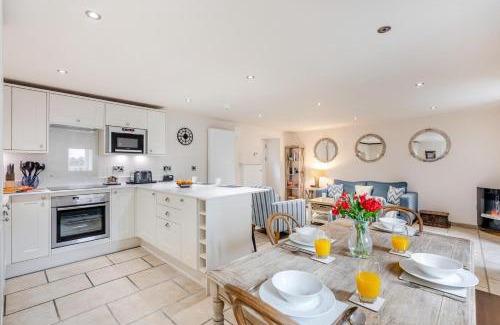 Bamburgh House | The Bolthole