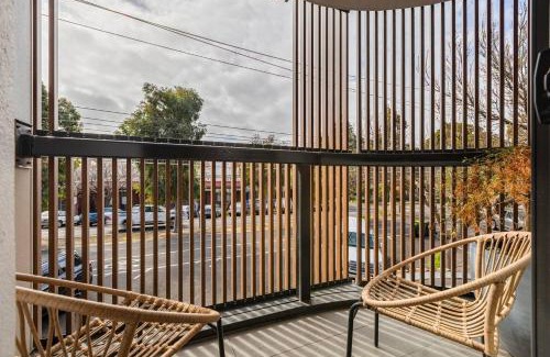 Port Melbourne House | The Bridge - Epitomising Modern Luxury by the Bay