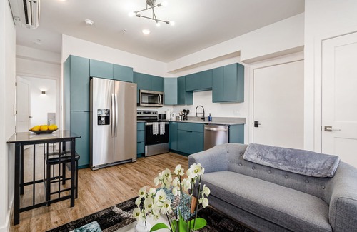 Near East Columbus Apartment | The Broad - Modern Design kitchen & Pet Friendly