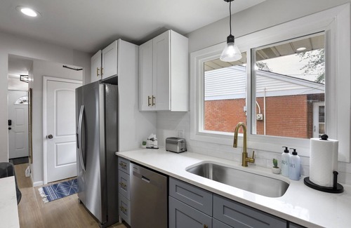 Brookfield House | The Brookfield Breakaway w/Game Room
