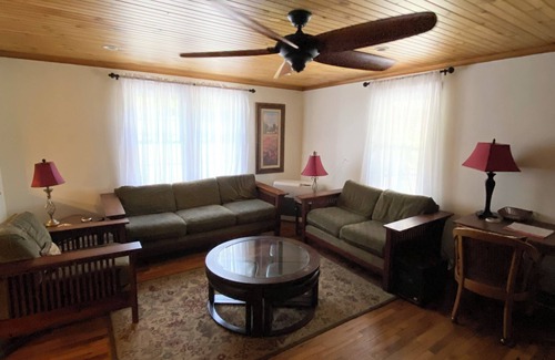 Laurel Springs House | The Bucket House
