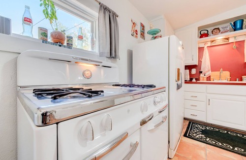 Heart of Lubbock House | The Bung - Waves of Fun!