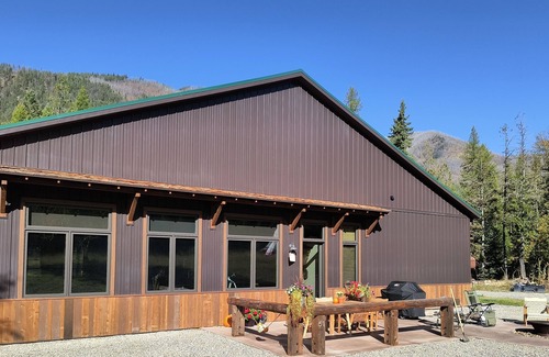 Eureka House | The Bunkhouse in Kootenai National Forest - NW Montana