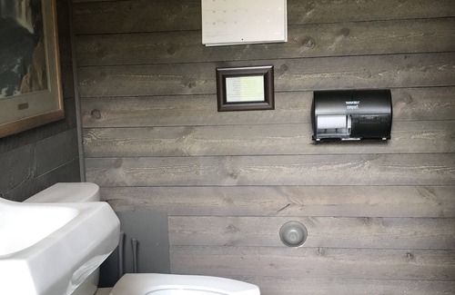 Rigby Cottage | The Bunkie— Bunkhouse Slps 6-7; hot springs, river & ski