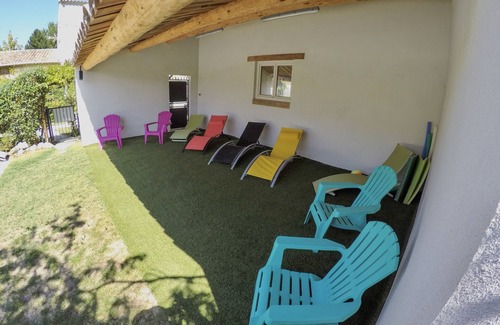 Saint-Paul-Trois-Chateaux Cottage | The cottage "Thyme" for 2 people