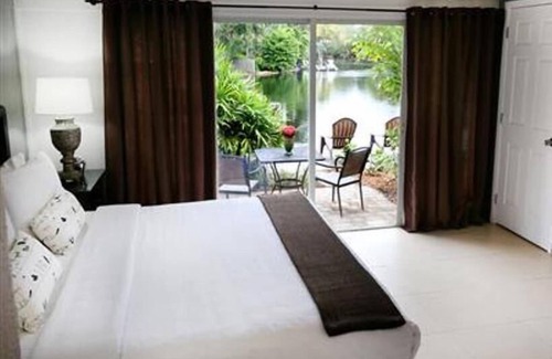Wilton Manors Hotel | The Cabanas Guesthouse & Spa - Caters to Gay Men