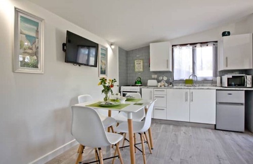 Saint Columb Major Cabin | The cabin at Hillhead