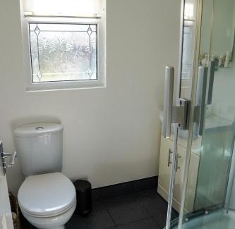 Bont Newydd House | The Cabin, Glan Gwna