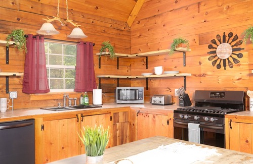 Crestline Heights Cabin | The Cabin of Birmingham