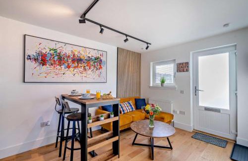 St. Andrews House | The Caddy Shack