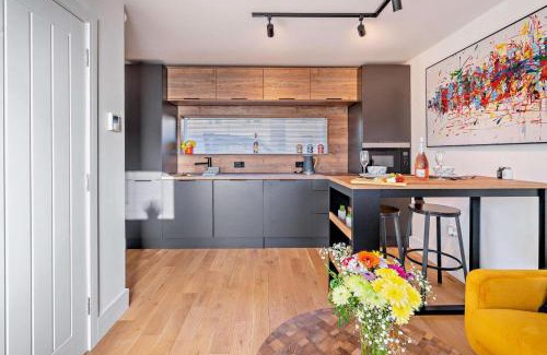 St. Andrews House | The Caddy Shack