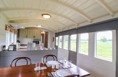 Pattiswick Cottage | THE CARRIAGE AT HIGH BARN HERITAGE, with a garden in Halstead