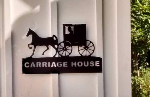 Madison House | The Carriage House at The Lost Pearl