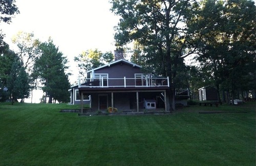 Grayling House | The Castaway on the Ausable River Holy Waters