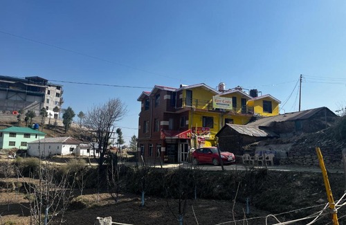Kufri Hotel | The Castle