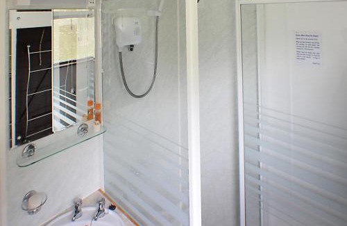 Mithian Apartment | The Chalet at Mellowvean