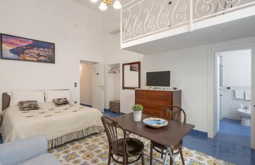 Sorrento Historic Centre Bed & Breakfast | The Charming Suites