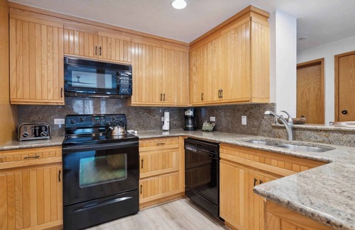 Beaver Creek Condo | The Charter at Beaver Creek D330