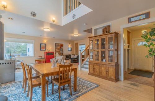Fairbanks House | The Chena Hills Chill And Hot Soak
