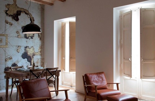 Eixample Apartment | The Chic and Elegant Apartment in Valencia Centre by Florit Flats