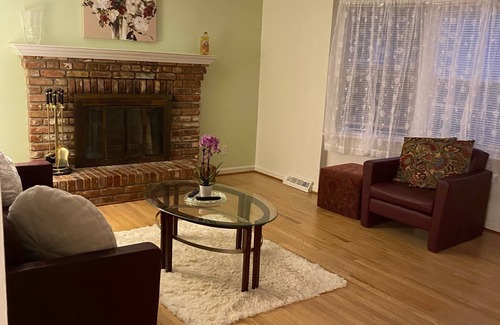 La Plata House | The choice is yours, choose The Overlook!