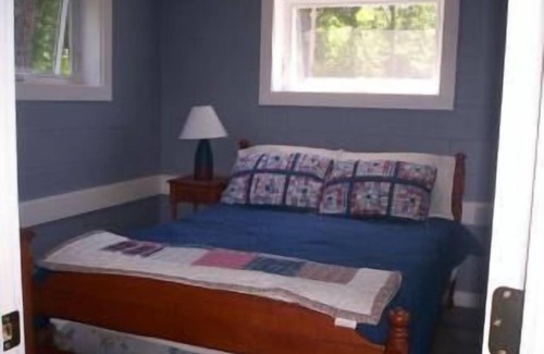 Hammond Cottage | ' The Cindy' Thousand Island Cottage