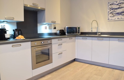 Peterborough Apartment | The City View Apartment