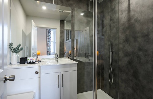 Glenisla Hotel | The Clarendon