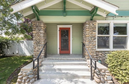 Exeter House | The Clover House, Charming Craftsman home