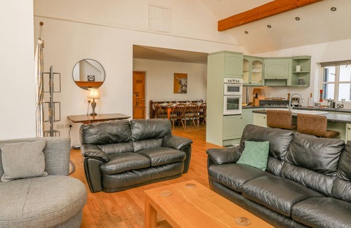 Machynlleth House | THE COACH HOUSE AT PLAS DOLGUOG, pet friendly in Machynlleth