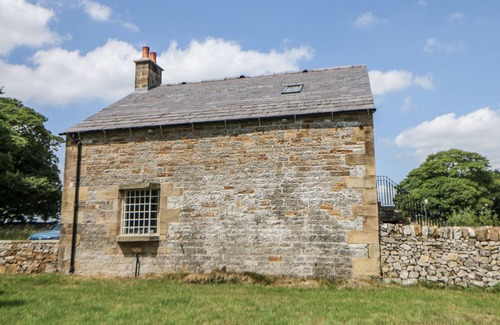 Grindon House | THE COACH HOUSE AT MAYFURLONG FARM, pet friendly in Waterhouses