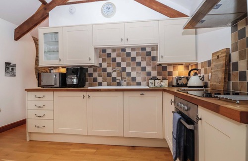 Gulworthy Cottage | THE COACH HOUSE, pet friendly, character holiday cottage in Gulworthy
