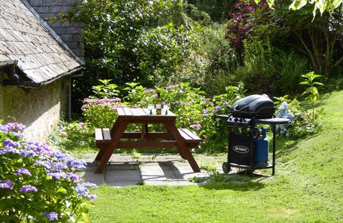 Goveton Cottage | The Coach House Sleeps 6 (3 Bedrooms)