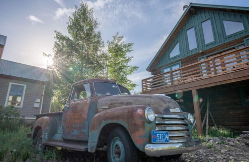 Crested Butte House | The Coal Creek Cabin