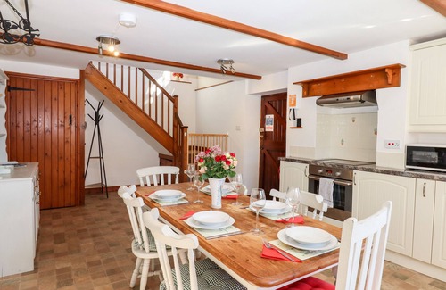Bere Alston House | THE COBBLES, pet friendly, character holiday cottage in Bere Alston