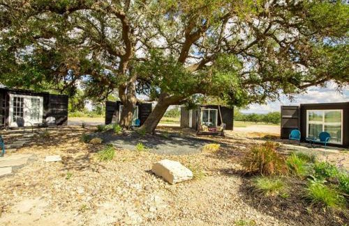 Johnson City House | The Container Retreat @ 290 Wine Trail #7 Groups welcome!