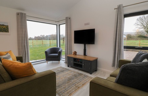 Erlestoke Cottage | THE COOK HOUSE, with a garden in Great Cheverell