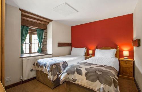 Coniston House | The Coppermines Mountain Cottages Sawyers, Carpenters, Millrace, Pelton Wheel, Sleeps 22