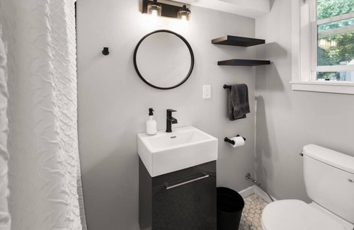 Sioux Falls Apartment | The Cordial Invite | Garden View Stay