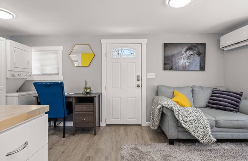 Richland House | The Corner Cottage - A Private Tiny Home