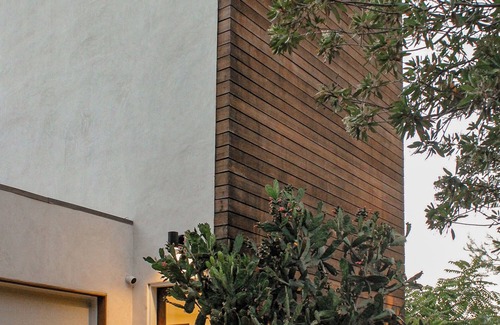 Malibu House | The Corral House Malibu. Relax. Rejuvenate. Create.