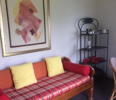 Point Wells Apartment | The Cottage at 95a - self contained, quiet and peaceful