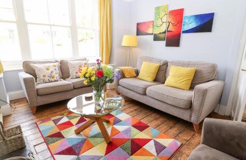 Broadway House | The Cottage at Broadway