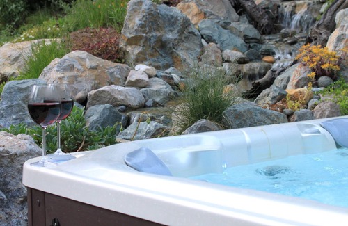 San Mateo County Cottage | The Cottage at Where Water Falls