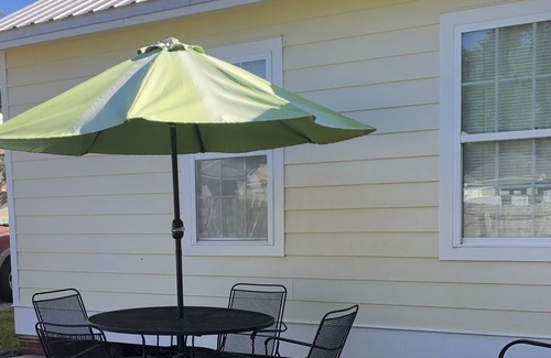 Long Beach Cottage | The Cottage By The Gulf - Just Steps To The Beach!